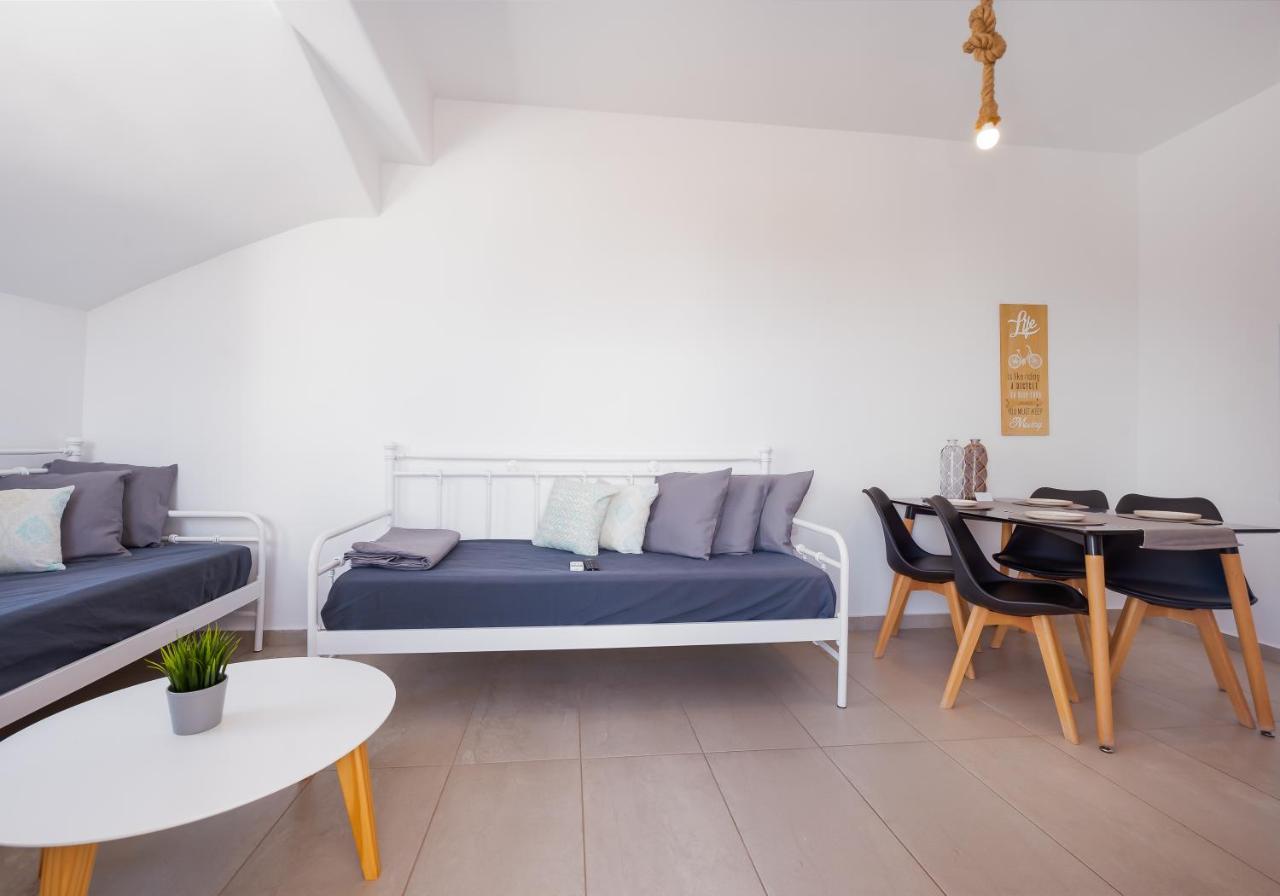 Anzuelo Apartments Megalochori  Екстер'єр фото